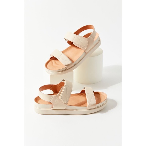 Vagabond Shoes - NWT VAGABOND SHOEMAKERS Erin Slingback Sandal